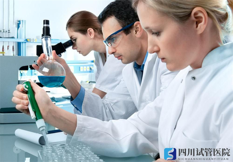 成都大龄女性做成都第三代试管婴儿要做的检查项目有哪些(图1) 成都大龄女性做成都第三代试管婴儿要做的检查项目有哪些(图1)